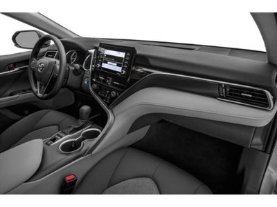2022 Toyota Camry Hybrid XLE