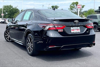 2023 Toyota Camry SE