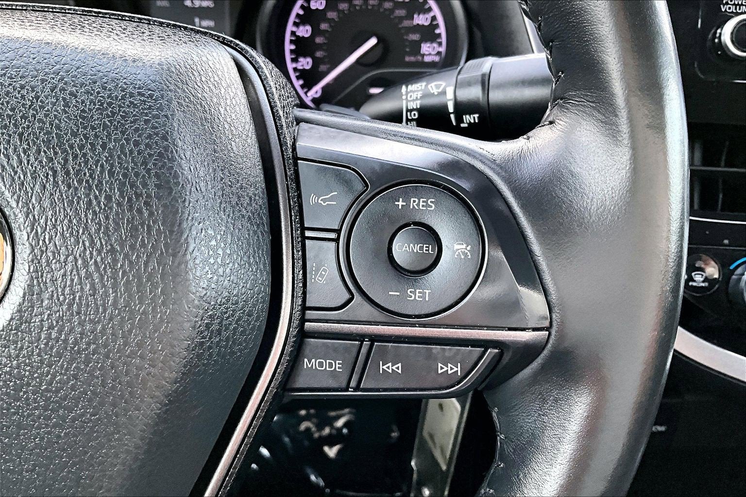 2024 Toyota Camry SE