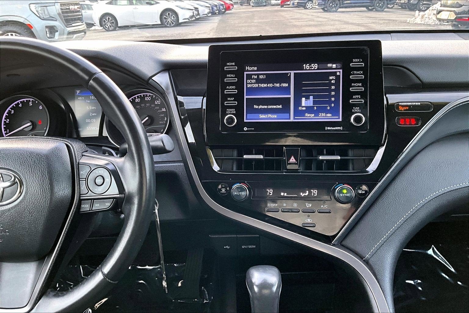 2024 Toyota Camry SE