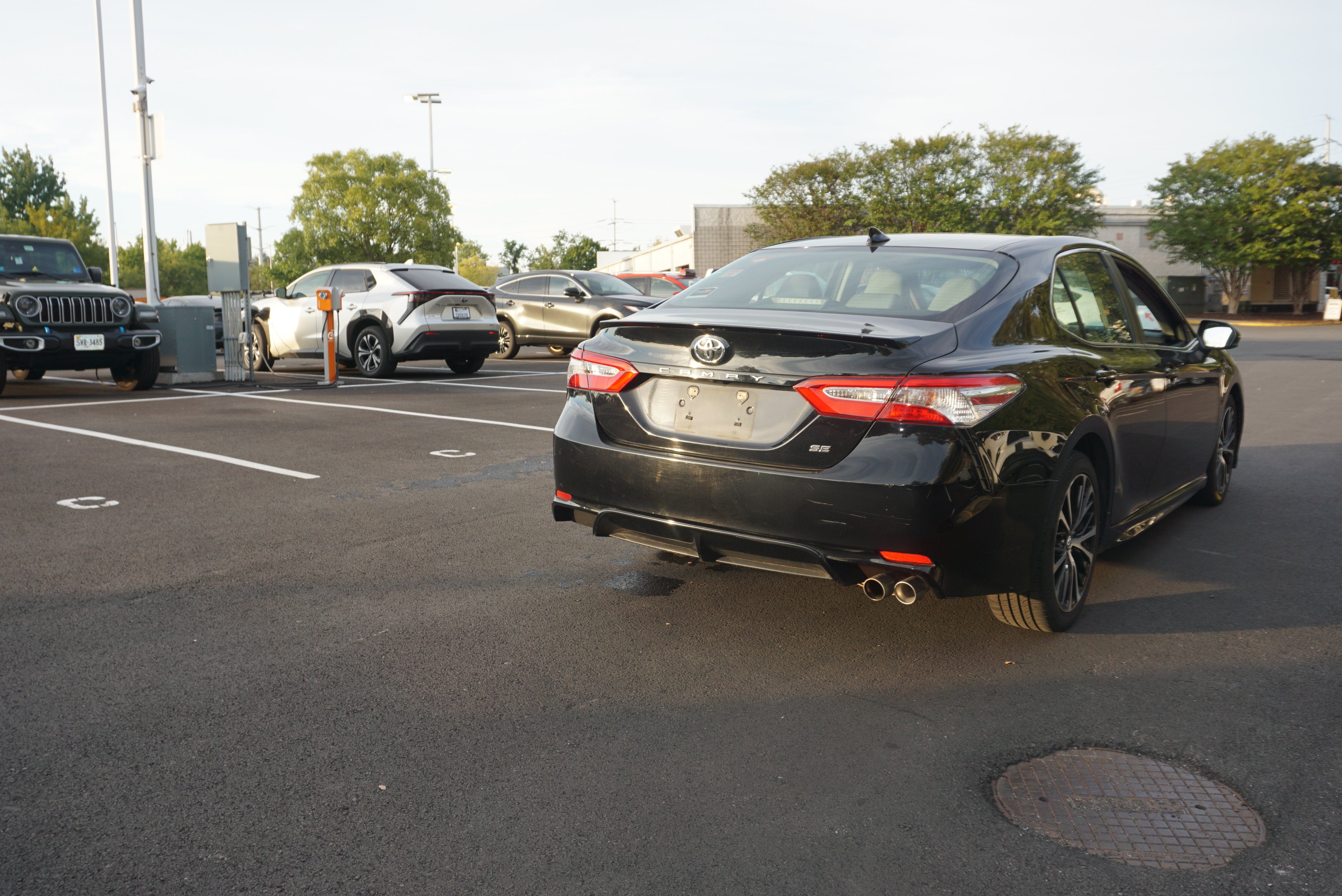 2020 Toyota Camry SE
