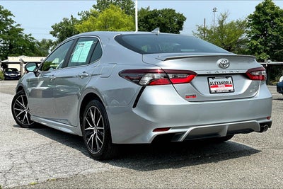 2023 Toyota Camry SE