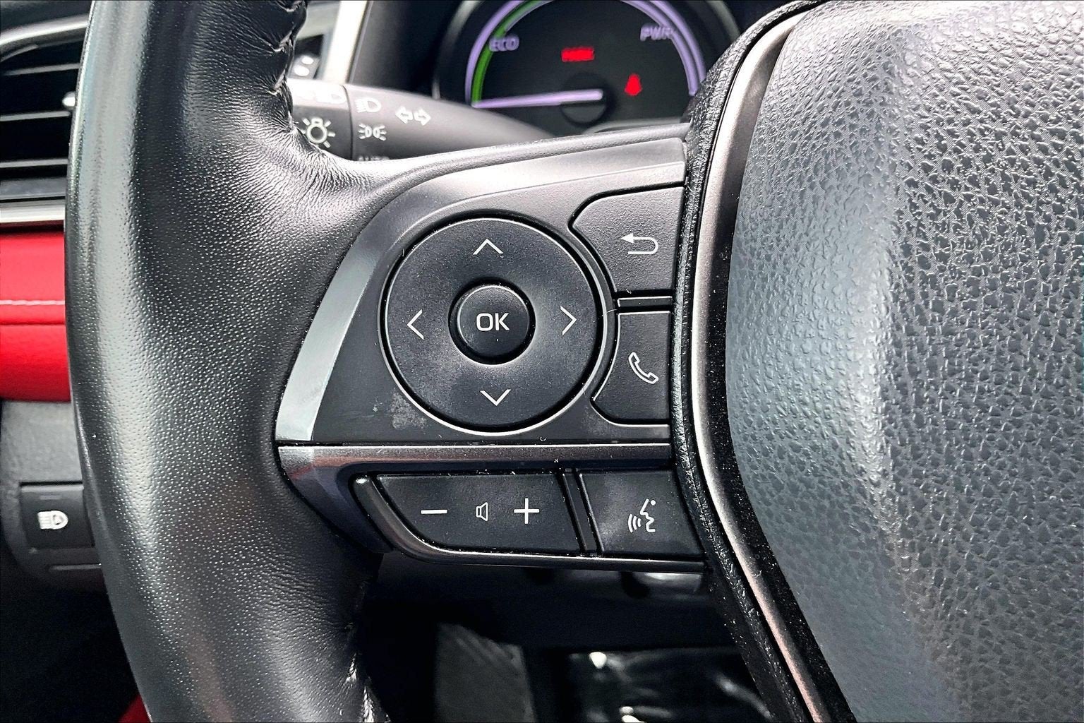 2022 Toyota Camry Hybrid XSE