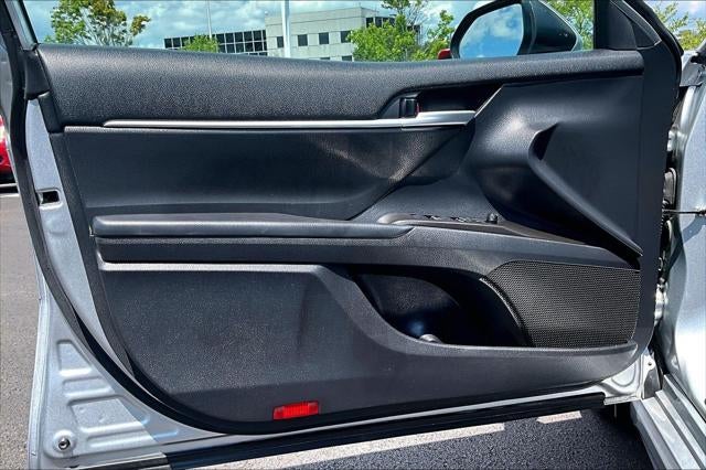2023 Toyota Camry Hybrid SE