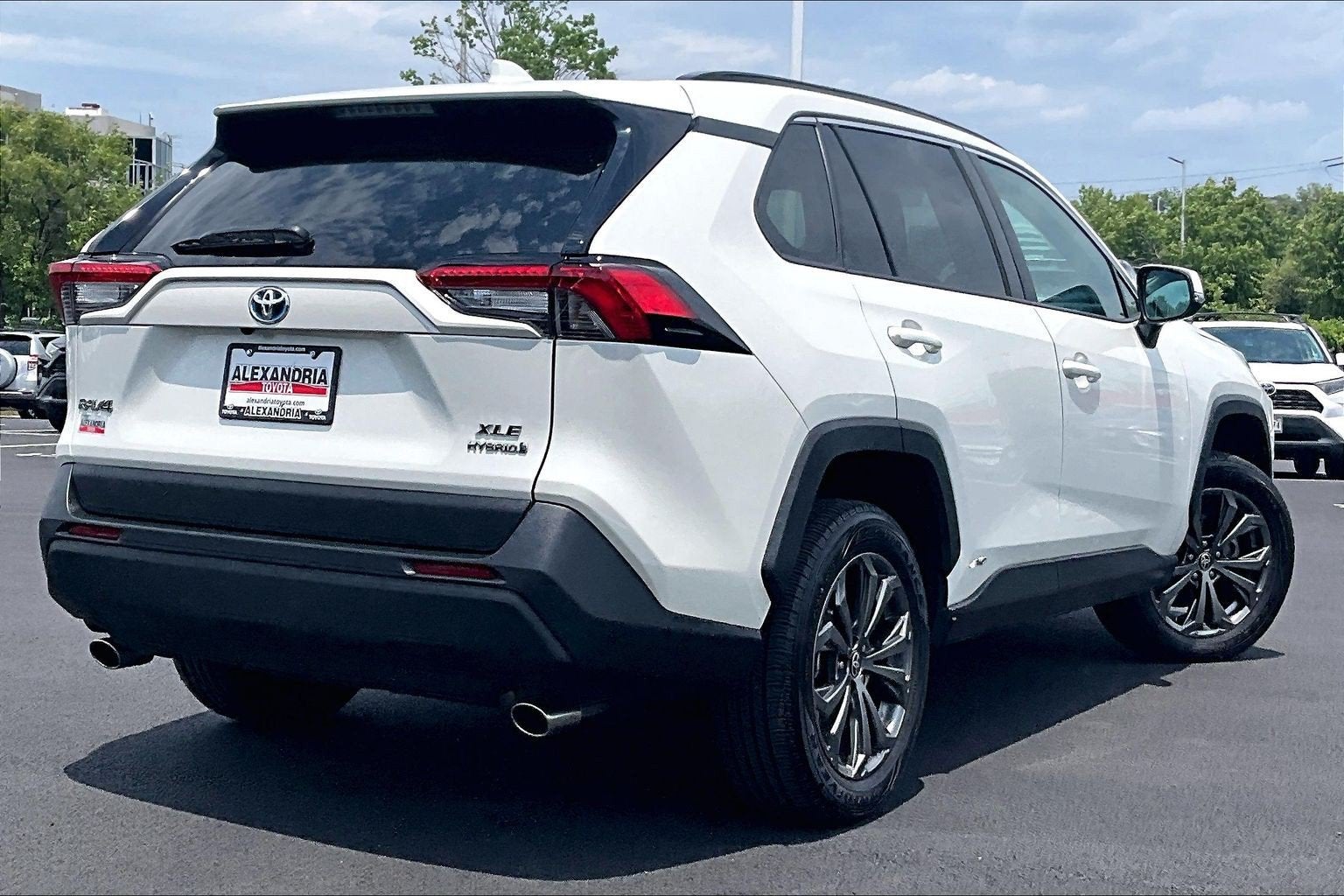 2022 Toyota RAV4 Hybrid XLE Premium