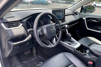 2022 Toyota RAV4 Hybrid XLE Premium