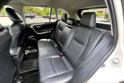 2022 Toyota RAV4 Hybrid XLE Premium