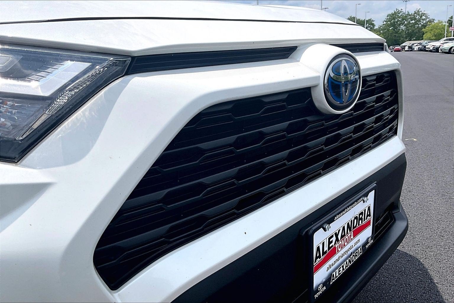 2022 Toyota RAV4 Hybrid XLE Premium