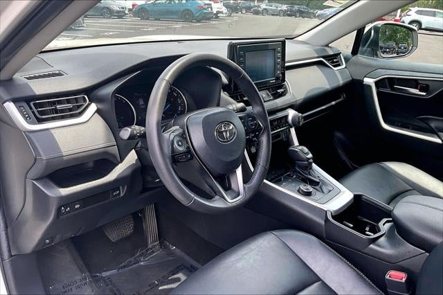 2022 Toyota RAV4 Hybrid XLE Premium