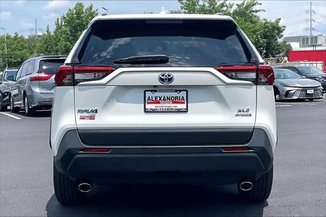 2022 Toyota RAV4 Hybrid XLE Premium