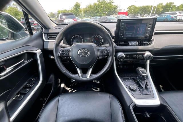 2022 Toyota RAV4 Hybrid XLE Premium