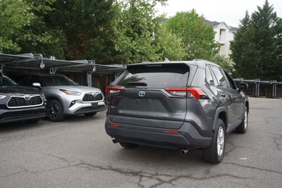 2021 Toyota RAV4 Hybrid LE