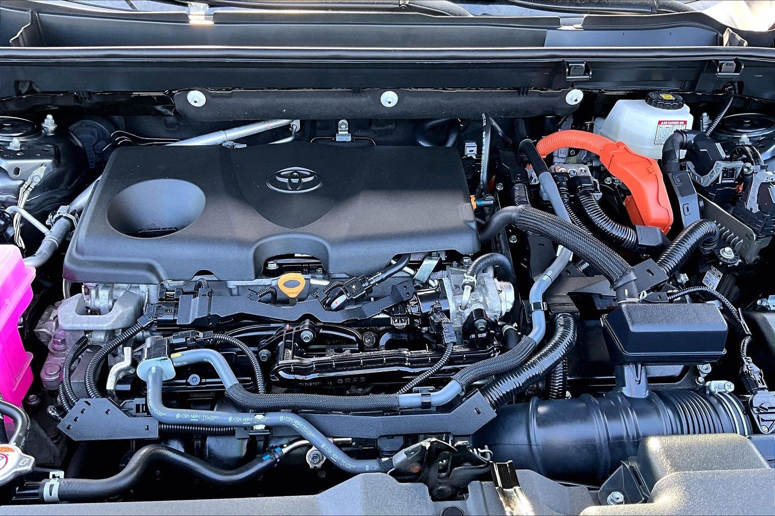 2023 Toyota RAV4 Hybrid LE