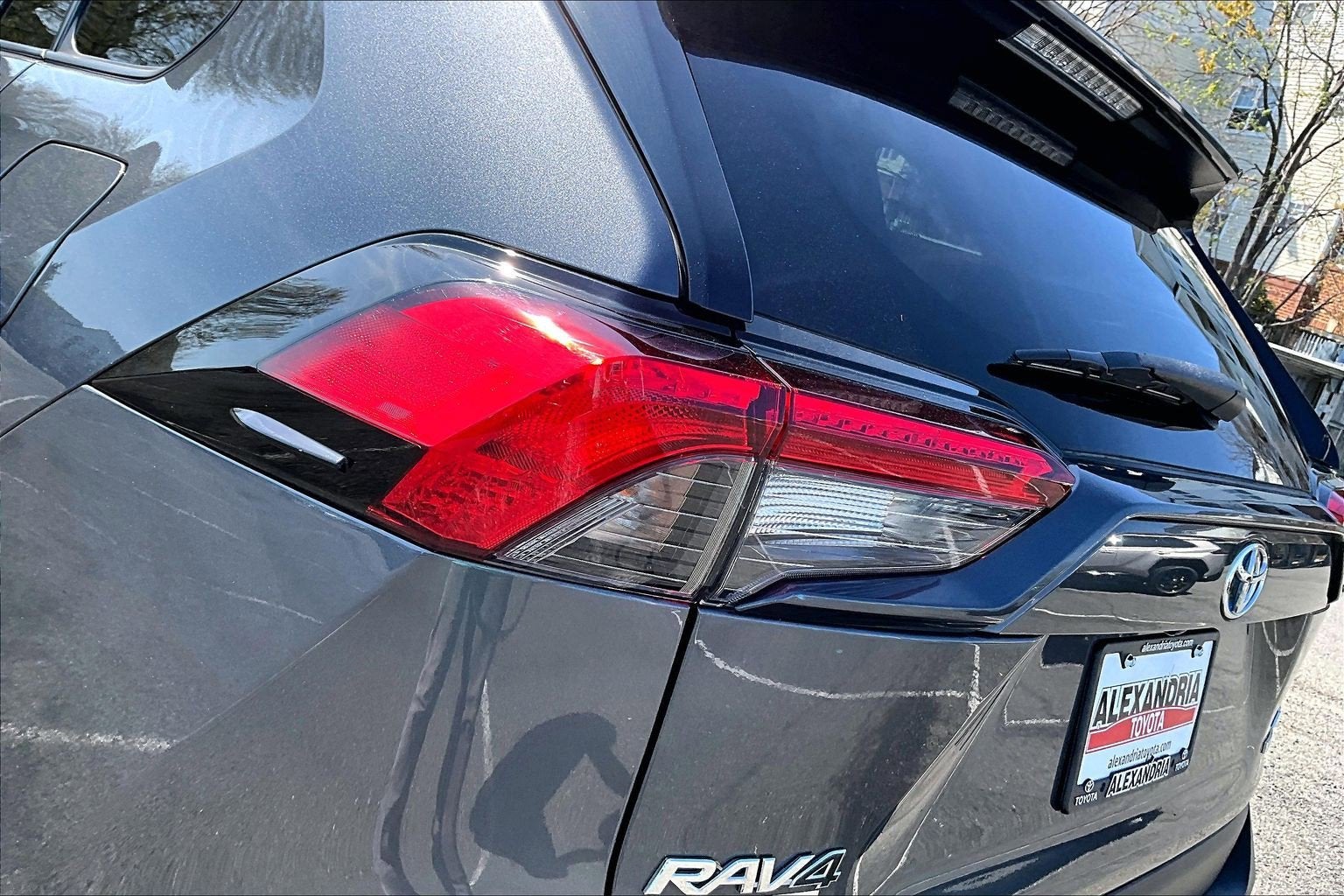 2023 Toyota RAV4 Hybrid LE