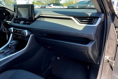 2022 Toyota RAV4 Hybrid LE