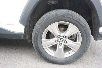 2022 Toyota RAV4 Hybrid LE