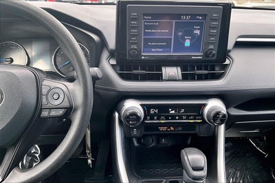 2022 Toyota RAV4 Hybrid LE
