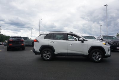 2022 Toyota RAV4 Hybrid LE