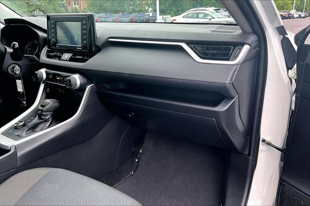 2022 Toyota RAV4 Hybrid LE