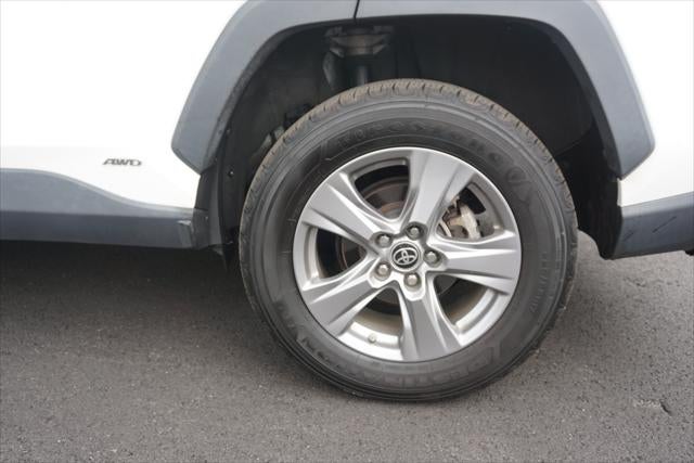 2022 Toyota RAV4 Hybrid LE