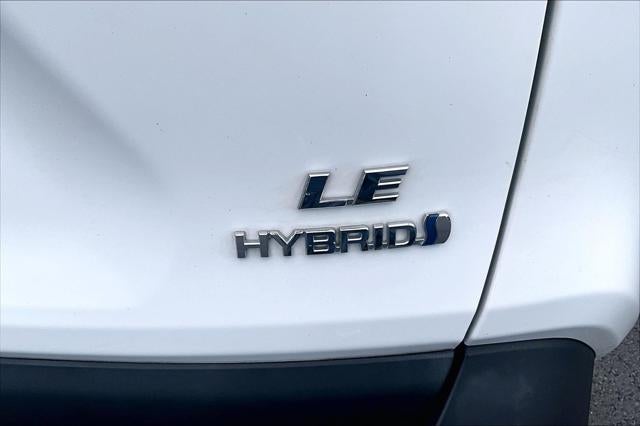 2022 Toyota RAV4 Hybrid LE