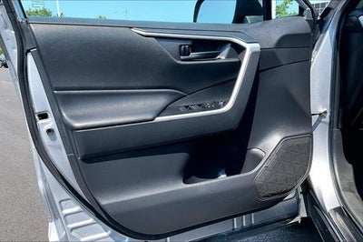 2023 Toyota RAV4 Hybrid LE