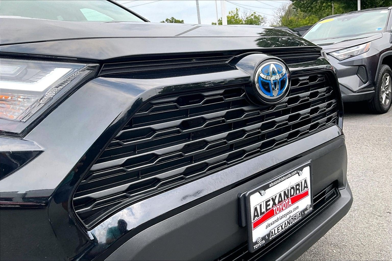2023 Toyota RAV4 Hybrid LE