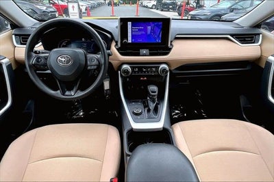 2023 Toyota RAV4 Hybrid LE
