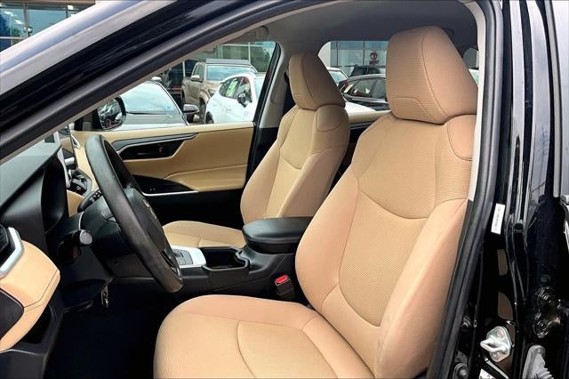 2023 Toyota RAV4 Hybrid LE