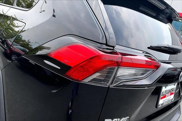 2023 Toyota RAV4 Hybrid LE