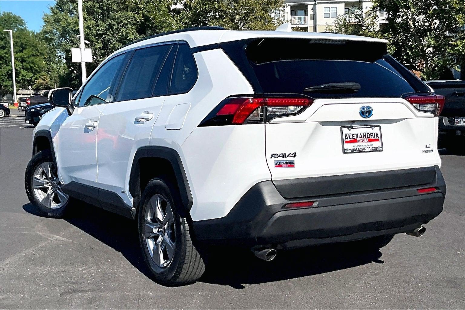 2022 Toyota RAV4 Hybrid LE