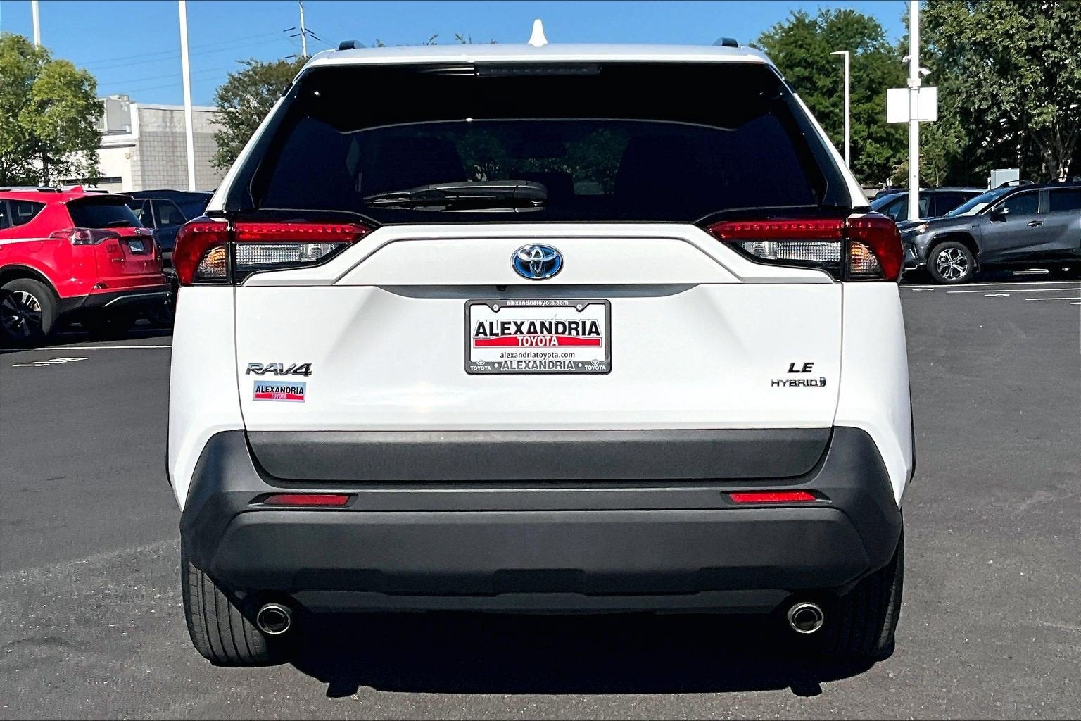 2022 Toyota RAV4 Hybrid LE