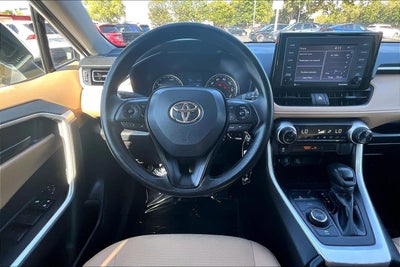 2022 Toyota RAV4 Hybrid LE