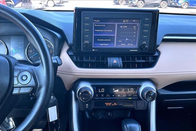 2022 Toyota RAV4 Hybrid LE