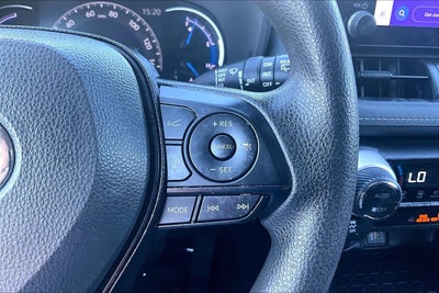 2025 Toyota RAV4 Hybrid XLE