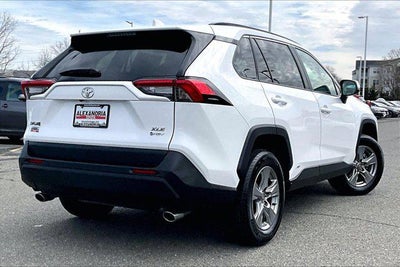 2025 Toyota RAV4 Hybrid XLE