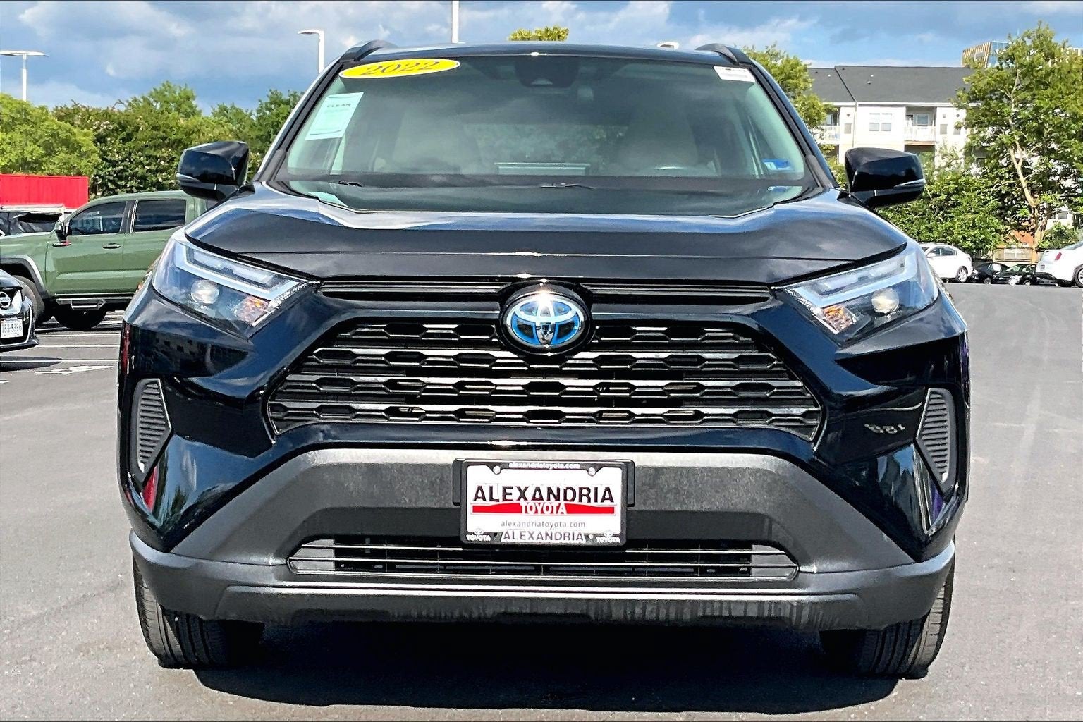 2022 Toyota RAV4 Hybrid XLE