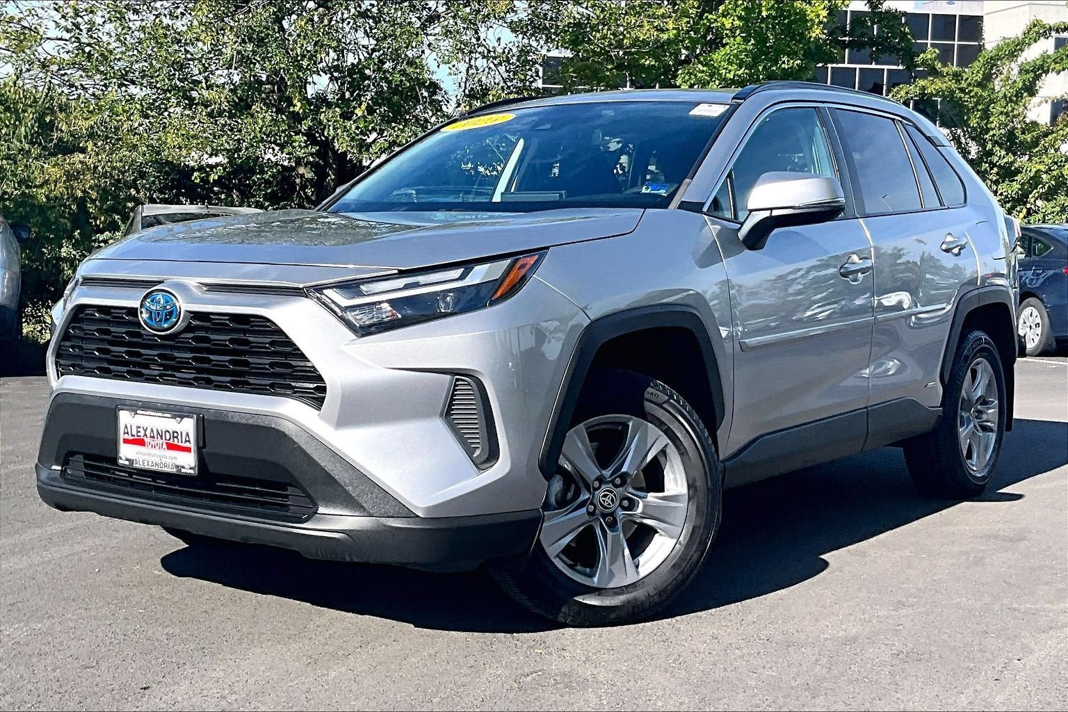 2023 Toyota RAV4 Hybrid XLE