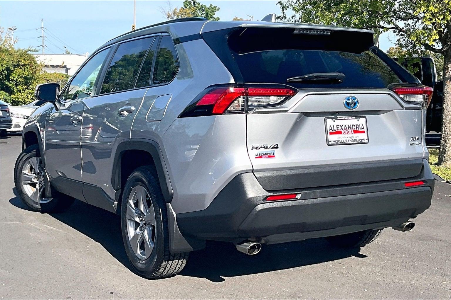 2023 Toyota RAV4 Hybrid XLE