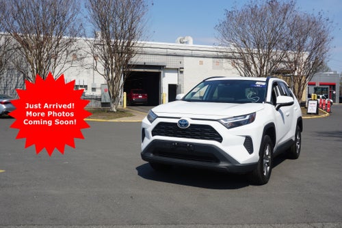 2022 Toyota RAV4 Hybrid XLE