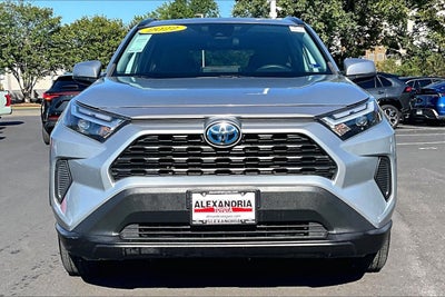 2022 Toyota RAV4 Hybrid XLE