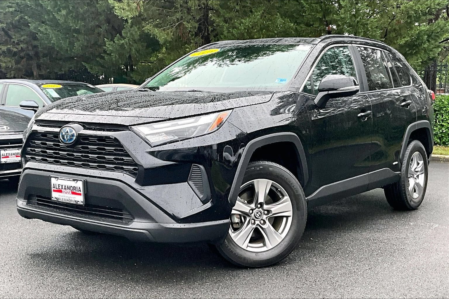 2023 Toyota RAV4 Hybrid XLE