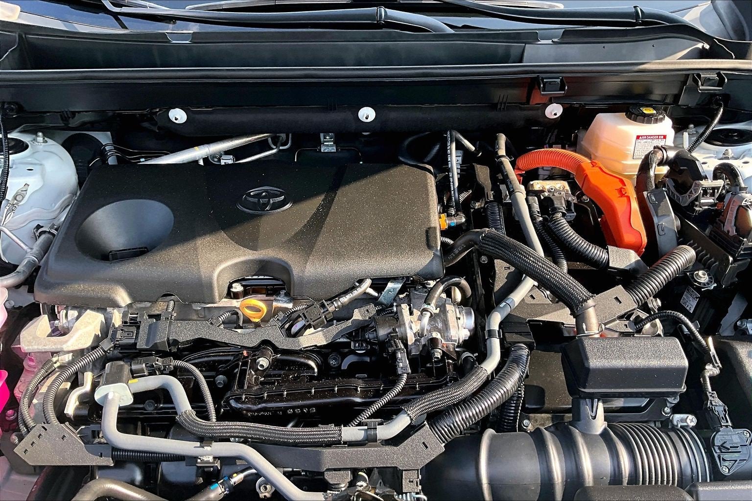 2023 Toyota RAV4 Hybrid SE