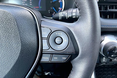 2023 Toyota RAV4 Hybrid SE