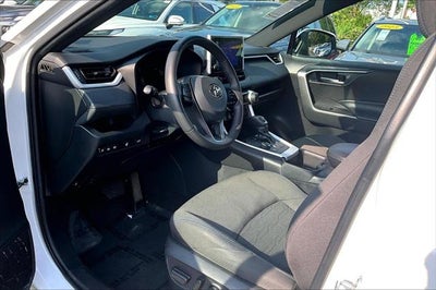 2023 Toyota RAV4 Hybrid SE
