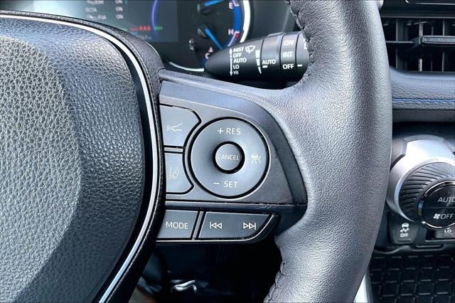 2023 Toyota RAV4 Hybrid SE