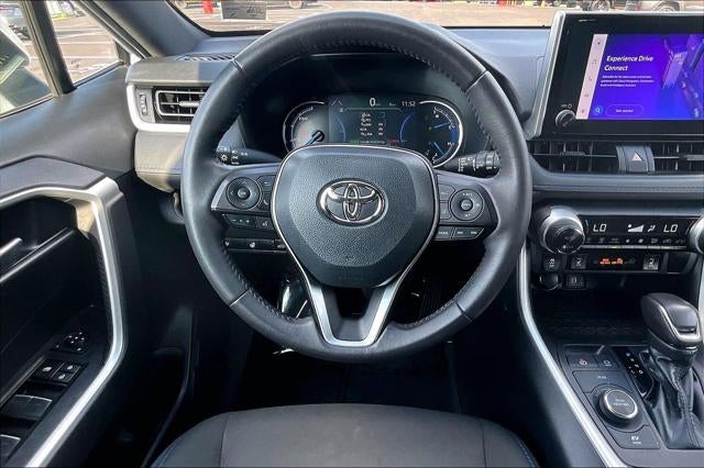 2023 Toyota RAV4 Hybrid SE