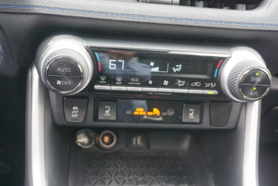 2023 Toyota RAV4 Hybrid SE