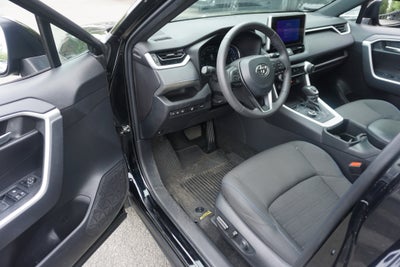 2023 Toyota RAV4 Hybrid SE