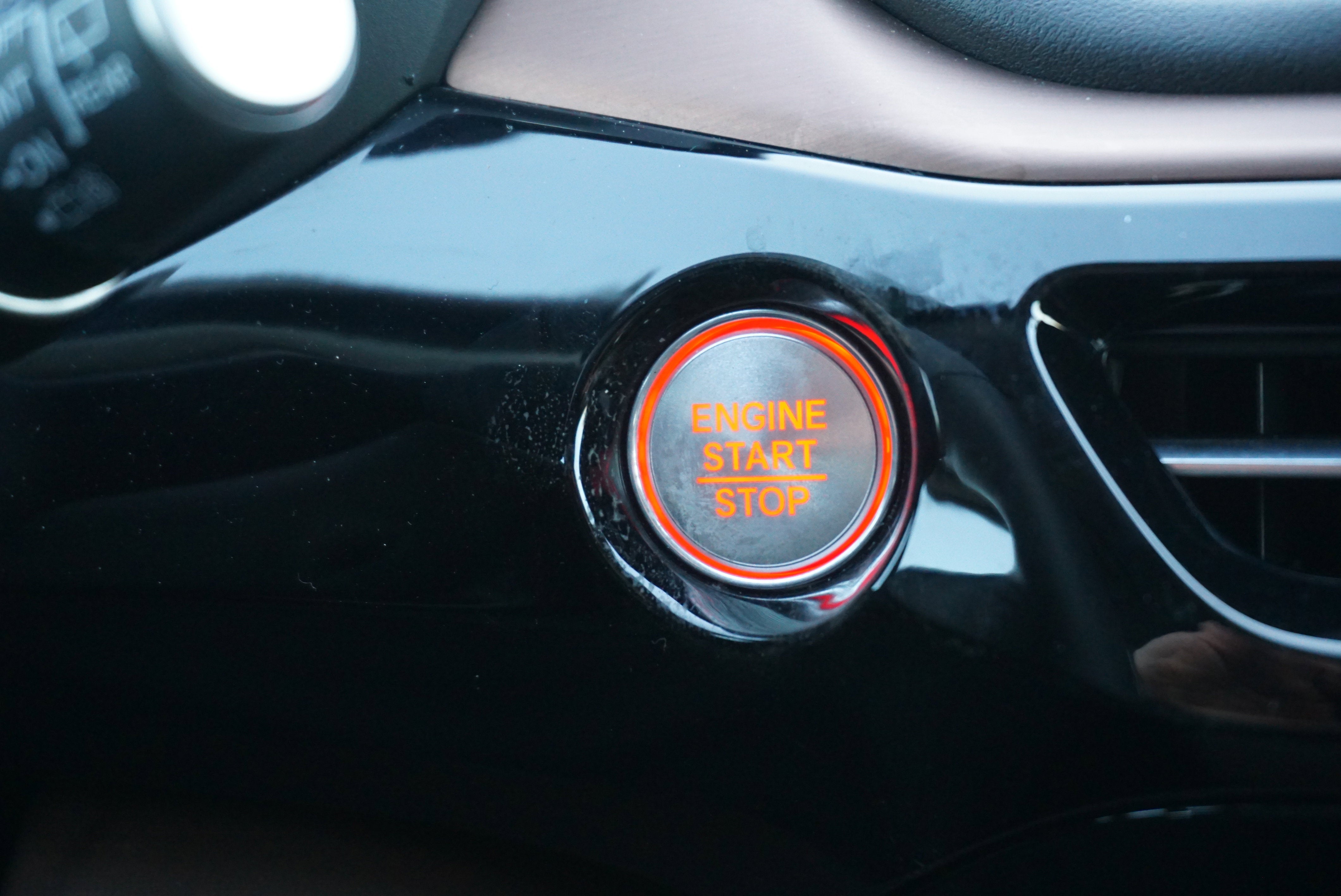 2023 Acura MDX w/Technology Package